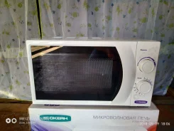 ����� ����