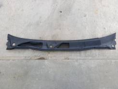 Решетка под дворники. Nissan Elgrand, ALE50, ALWE50, APE50, APWE50, ATE50, ATWE50, AVWE50