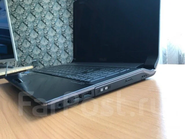 Asus N53SV. 15.6", 2,3����, ��� 4 ��, ���� 500���, WiFi: 1, Bluetooth: 1 ����