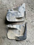 Брызговики. Toyota Land Cruiser, GRJ200, URJ200, URJ202, URJ202W, UZJ200, UZJ200W, VDJ200 Двигатели: 1GRFE, 1URFE, 1VDFTV, 2UZFE, 3URFE