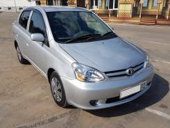 Toyota Platz. Без водителя