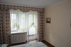 2-комнатная, улица Башидзе 8. Центр, частное лицо, 45 кв. м.