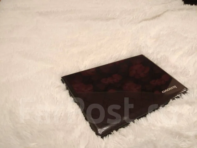Lenovo IdeaPad S205. 11.6", 1 000����, ��� 2048 ��, ���� 320���, WiFi: 1, ����������� �� 3��. ����