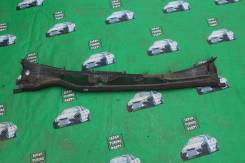 Решетка под дворники. Toyota Mark II, GX100, GX105, JZX100, JZX101, JZX105, LX100 Toyota Cresta, GX100, GX105, JZX100, JZX101, JZX105, LX100 Toyota Ch...