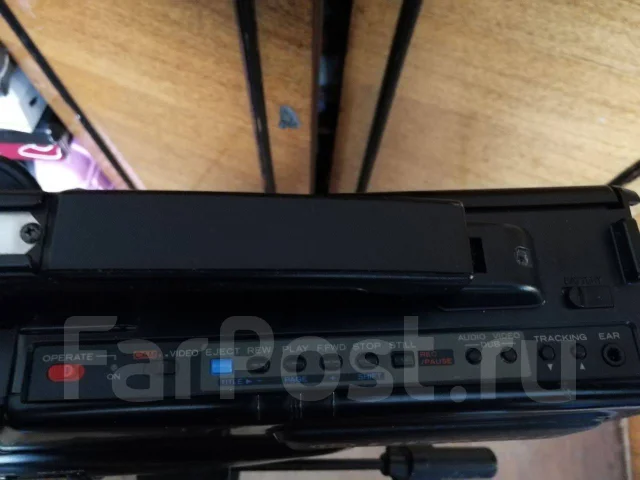 Hitachi. ����� 4-� ��, � ���������� ����