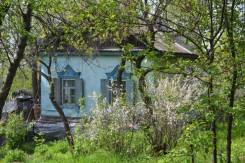 Дом, большой сад, рядом озеро, река, лес (новые фото от 17.06). Улица Набережная, р-н село Халкидон, площадь дома 51 кв. м., электричество 5 кВт, отоп...