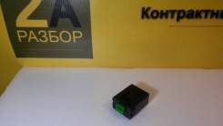 Кнопка управления дверями. Honda Accord, CL7, CL8, CL9, CM2, CM3, CM1, CL3 Honda CR-V, RD4, RD5 Honda Inspire, UC1 Honda Fit Aria, GD6, GD7, GD8, GD9...
