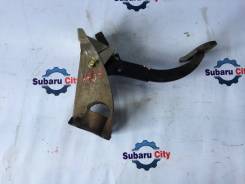 Педаль тормоза. Subaru Legacy Lancaster, BH9, BHE Subaru Legacy, BE5, BE9, BH5, BH9, BHC, BHE Subaru Legacy B4, BE5, BE9, BEE Двигатели: EJ206, EJ254...