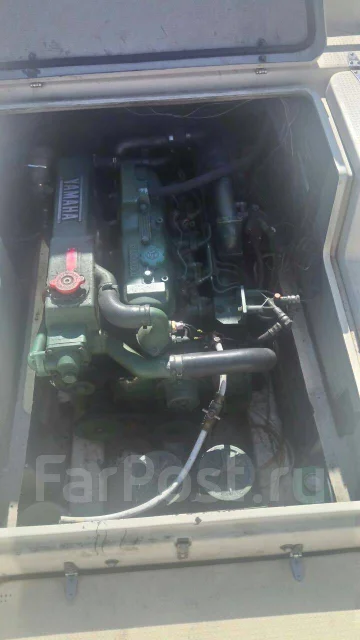 Yamaha F-24. 1990 ���, ����� 7,2��., ��������� ������������, 130��.�., ������ ����