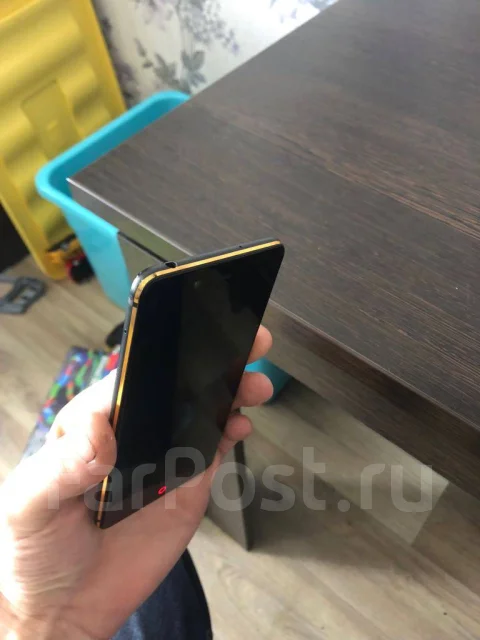 ZTE Nubia Z11 Mini. �/�, ������, 4G LTE, Dual-SIM ����