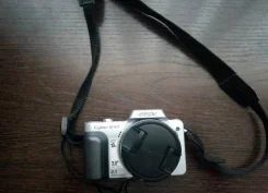 Sony Cyber-shot DSC-H10