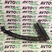 Крепление фары. Honda Stream, RN5 Двигатели: D17A, D17A2, K20A, K20A1, K20B
