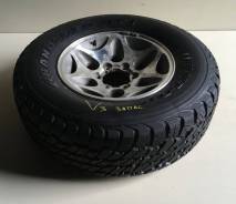 Новое колесо Dunlop Grandtrek AT1 265/70R16. 7.0x16 6x139.70 ET10 ЦО 111,0 мм.