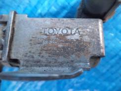 Клапан вакуумный. Toyota: Corsa, Sprinter, Caldina, Corolla II, Paseo, Corolla, Tercel, Cynos, Starlet Двигатели: 4EFE, 5EFE, 1E, 1N, 2E, 2EE, 4EF, 4E...