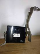 Блок управления abs. Toyota Crown Majesta, GS171, JZS171 Toyota Crown, GS171, GS171W, JZS171, JZS171W, JZS175, JZS175W Двигатели: 1GFE, 1JZGE, 2JZGE