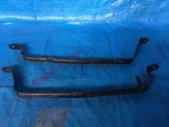 Крепление бака. Mazda Mazda2, DY Mazda Demio, DY3R, DY3W, DY5R, DY5W Mazda Verisa, DC5R, DC5W