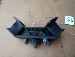 Подушка коробки передач. Subaru Forester, SF9, SG5 Subaru Legacy Lancaster, BH9 Subaru Legacy, BD5, BD9, BE5, BE9, BEE, BG5, BG9, BGA, BGC, BH5, BH9...