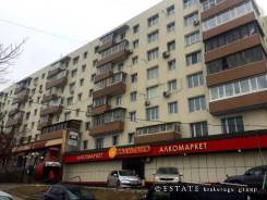 Вложения в недвижимость — на Столетии 340 м. 1ая линия. Отд. вход. Проспект 100-летия Владивостока 143, р-н Вторая речка, 341 кв. м. Дом снаружи