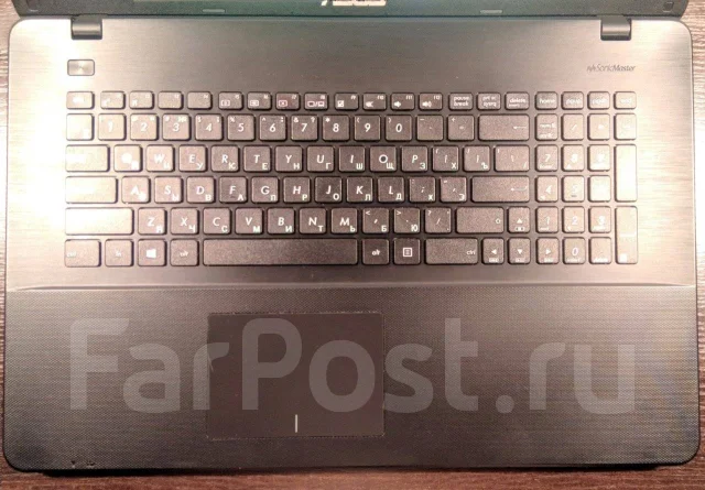 Asus X751. 17.3", 1,6����, ��� 4 ��, ���� 500���, WiFi: 1, Bluetooth: 1, ����������� �� 4��. ����