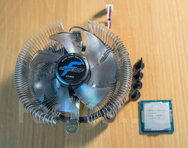 Intel Core i3-8350K ����