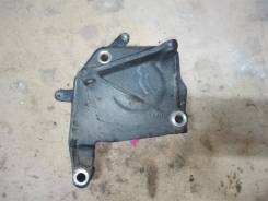 Кронштейн опоры двигателя. Toyota Windom, VCV10, VCV11 Toyota Scepter, VCV10, VCV15, VCV15W Toyota Camry, VCV10 Двигатели: 3VZFE, 4VZFE