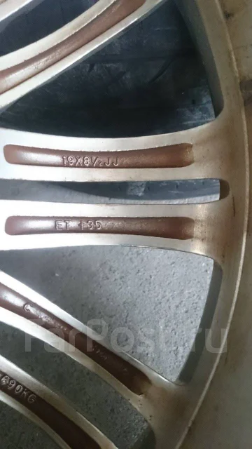 Zeus Line. 9.5/8.5x19", 5x114.3, ET38/35 ����