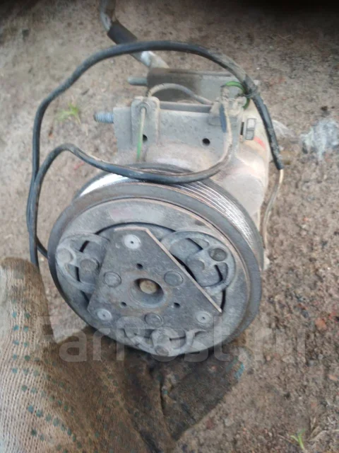 ���������� ������������ Audi 100 C4 4A0260805C 4A0260805C ����