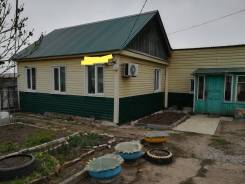 Продается дом. Улица Уткинская 77, р-н Кировский, площадь дома 60 кв. м., скважина, отопление твердотопливное, от частного лица (собственник). Дом сна...