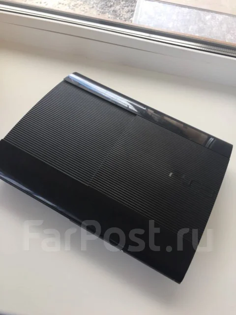 Sony PlayStation 3 Super Slim ����