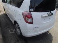 Toyota Ractis ����