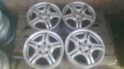 Nissan. 6.0x15", 5x114.30, ET45, ЦО 65,0 мм.