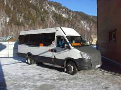 Toyota Hiace. С водителем