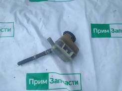 Бачок гидроусилителя руля. Toyota Caldina, ZZT241W, AT211G, ST210G, CT216G, AZT246W, ST215W, ST215G, AZT241W, ST246W Двигатели: 1ZZFE, 7AFE, 3SGE, 3CT...