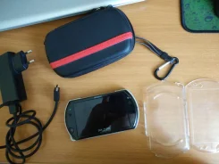 Sony PSP Go ����