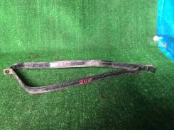 Крепление бака. Toyota Corolla Axio, CE140, NDE140, NDE170, NZE140, NZE141, NZE170, ZRE141, ZRE142, ZRE143, ZRE171, ZRE172, ZRE173, ZZE141, ZZE142, ZZ...