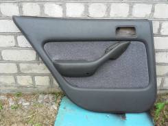 Обшивка двери TOYOTA CAMRY