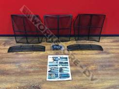 Решетка радиатора. Toyota Land Cruiser, J200, UZJ200W, URJ202, VDJ200, URJ202W, GRJ200, URJ200, UZJ200 Двигатели: 2UZFE, 3URFE, 1URFE, 1VDFTV, 1GRFE