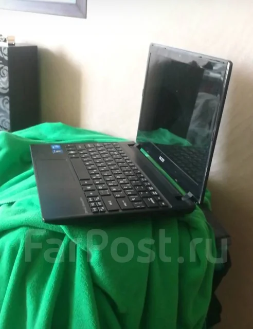 Acer Aspire One 756-877B1kk. 11.6", 1 400����, ��� 4 ��, ���� 350���, WiFi: 1, Bluetooth: 1, ����������� �� 4��. ����