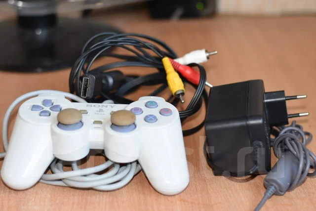 Sony PlayStation One ����