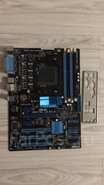 Socket AM3+ ����