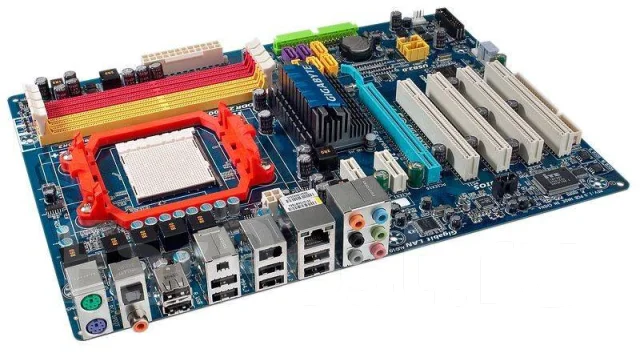 Socket AM2+ ����