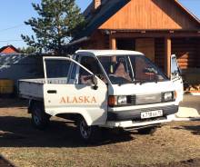 Toyota Town Ace. Продам грузовик 1993 г., 2 000 куб. см., 1 000 кг.