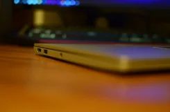 Xiaomi Mi Notebook Air 13.3. 13.3", ��� 8 ��, ���� 256��� ����