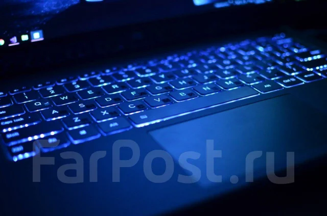 Xiaomi Mi Notebook Air 13.3. 13.3", ��� 8 ��, ���� 256��� ����