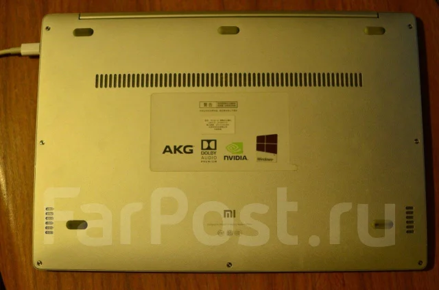Xiaomi Mi Notebook Air 13.3. 13.3", ��� 8 ��, ���� 256��� ����