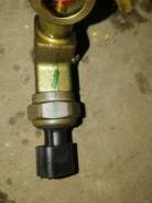 Датчик гидроусилителя. Infiniti: QX56, M45, Q40, Q45, G25, G35, I30, M35, QX4, I35, G37 Nissan: NV350 Caravan, Maxima, Altima, 370Z, Almera, Cedric, X...