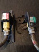 Датчик airbag. Toyota RAV4, ACA20, ACA20W, ACA21, ACA21W, ACA22, ACA23, ACA26, ACA28, CLA20, CLA21, ZCA25, ZCA25W, ZCA26, ZCA26W Двигатели: 1AZFE, 1AZ...