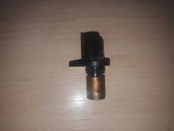 Датчик положения распредвала. Toyota: Corona, Platz, Prius C, iQ, Avensis, Corolla, Probox, Yaris Verso, Raum, Echo Verso, Caldina, Succeed, Corolla R...