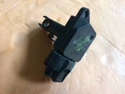 Датчик расхода воздуха. Toyota: Windom, Platz, Aristo, Ipsum, Avensis, Corolla, Yaris Verso, Probox, Altezza, MR-S, Tundra, Raum, Vista, Echo Verso, C...