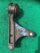 Крепление редуктора. Toyota Sequoia, UCK65, UCK65L, UPK65, UPK65L, USK65 Toyota Tundra, UCK55, UCK56, UCK57, UPK55, UPK56, UPK57, USK55, USK56, USK57...